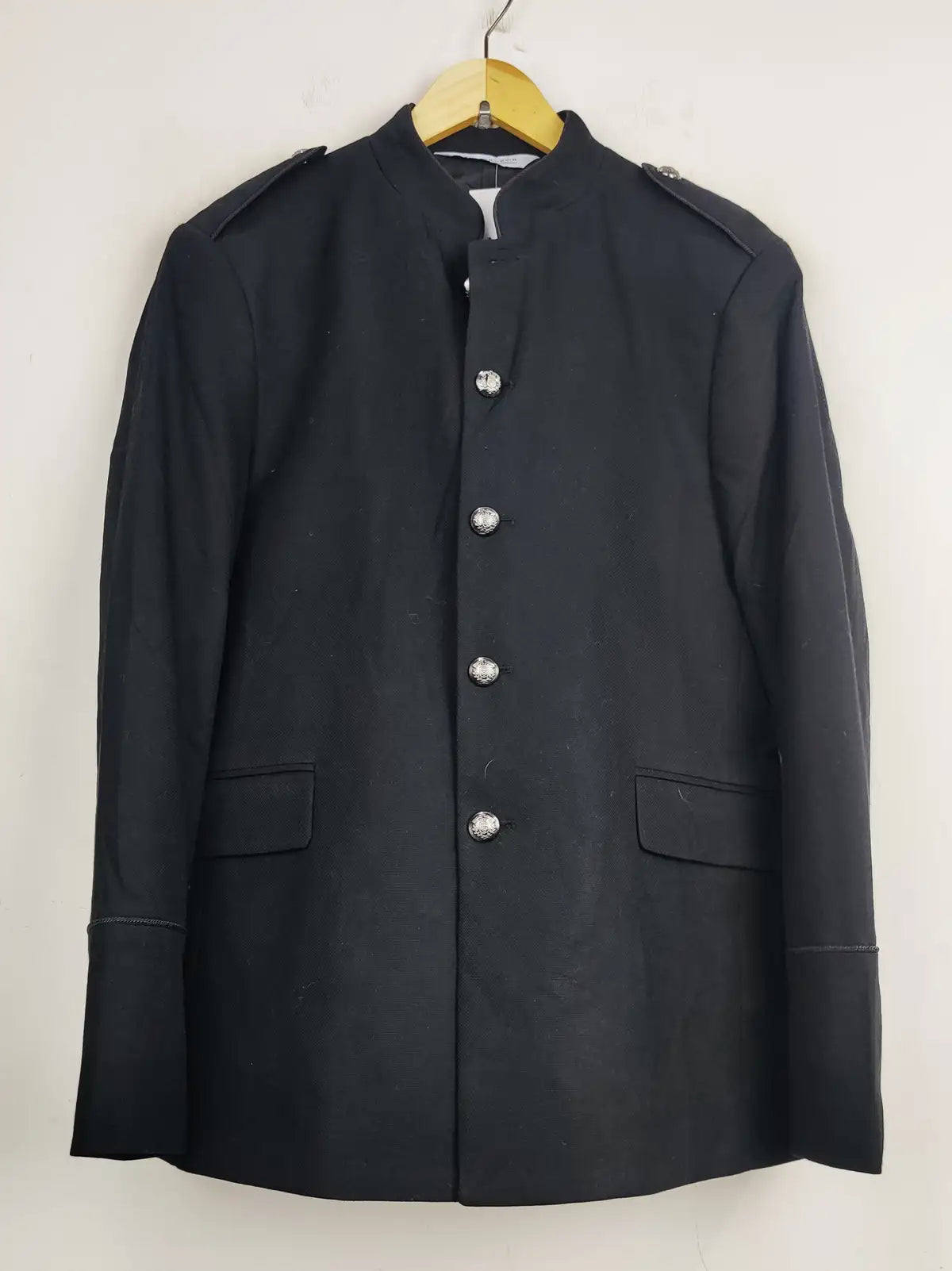 Buy online pre-used pre-loved 100% authentic & Original branded Zara (CB-345) available in Pakistan. Top international brands avilable.