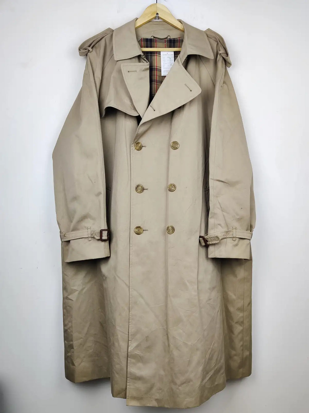 Buy online pre-used pre-loved 100% authentic & Original branded St.Michael (CB-372) available in Pakistan. Top international brands avilable.