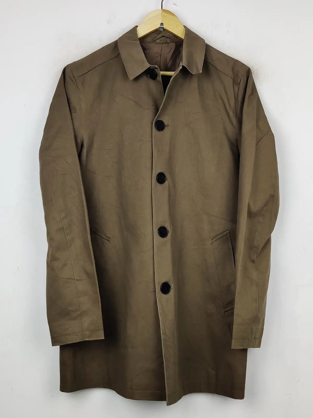 Buy online pre-used pre-loved 100% authentic & Original branded River Island (CB-377) available in Pakistan. Top international brands avilable.