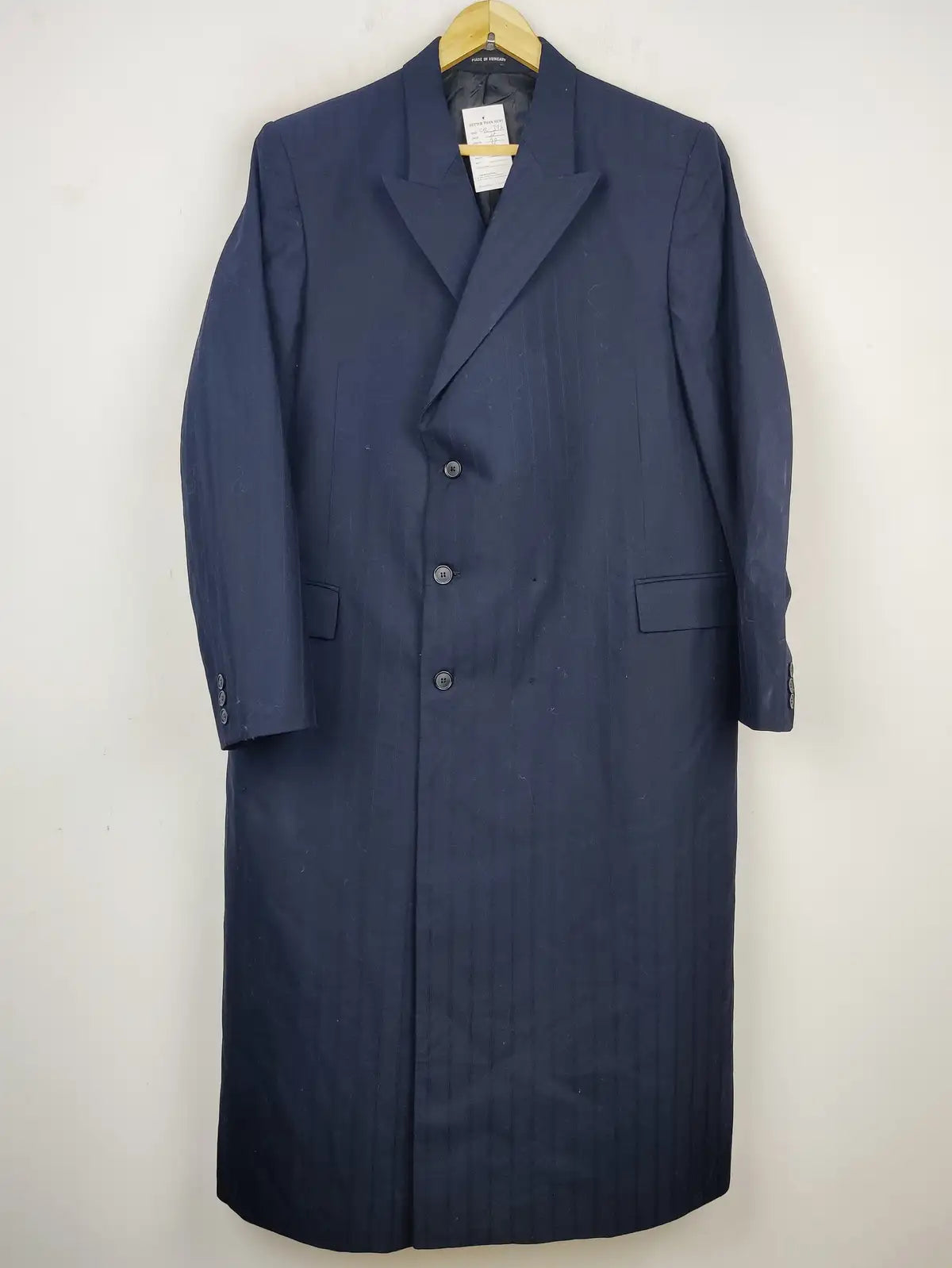 Buy online pre-used pre-loved 100% authentic & Original branded G&G (CB-392) available in Pakistan. Top international brands avilable.