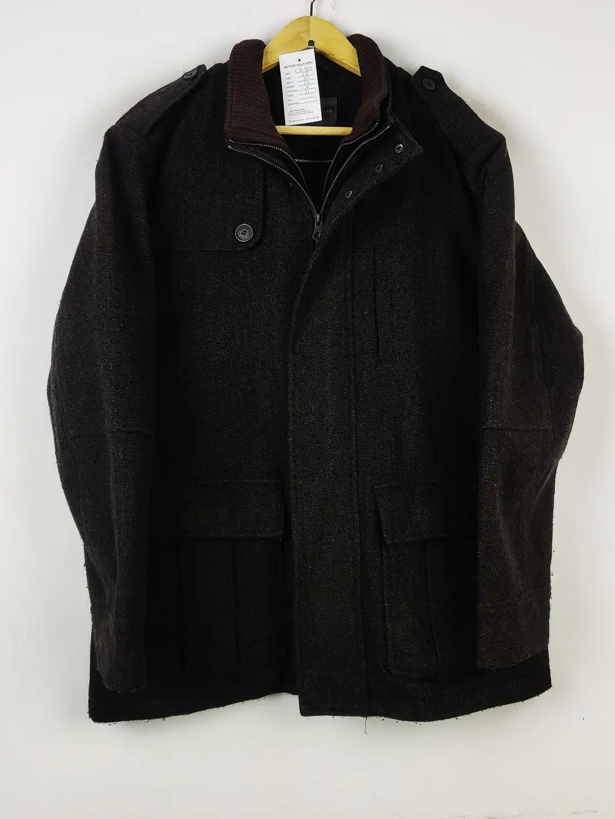 Buy online pre-used pre-loved 100% authentic & Original branded Rocha John Rocha (CB-423) available in Pakistan. Top international brands avilable.