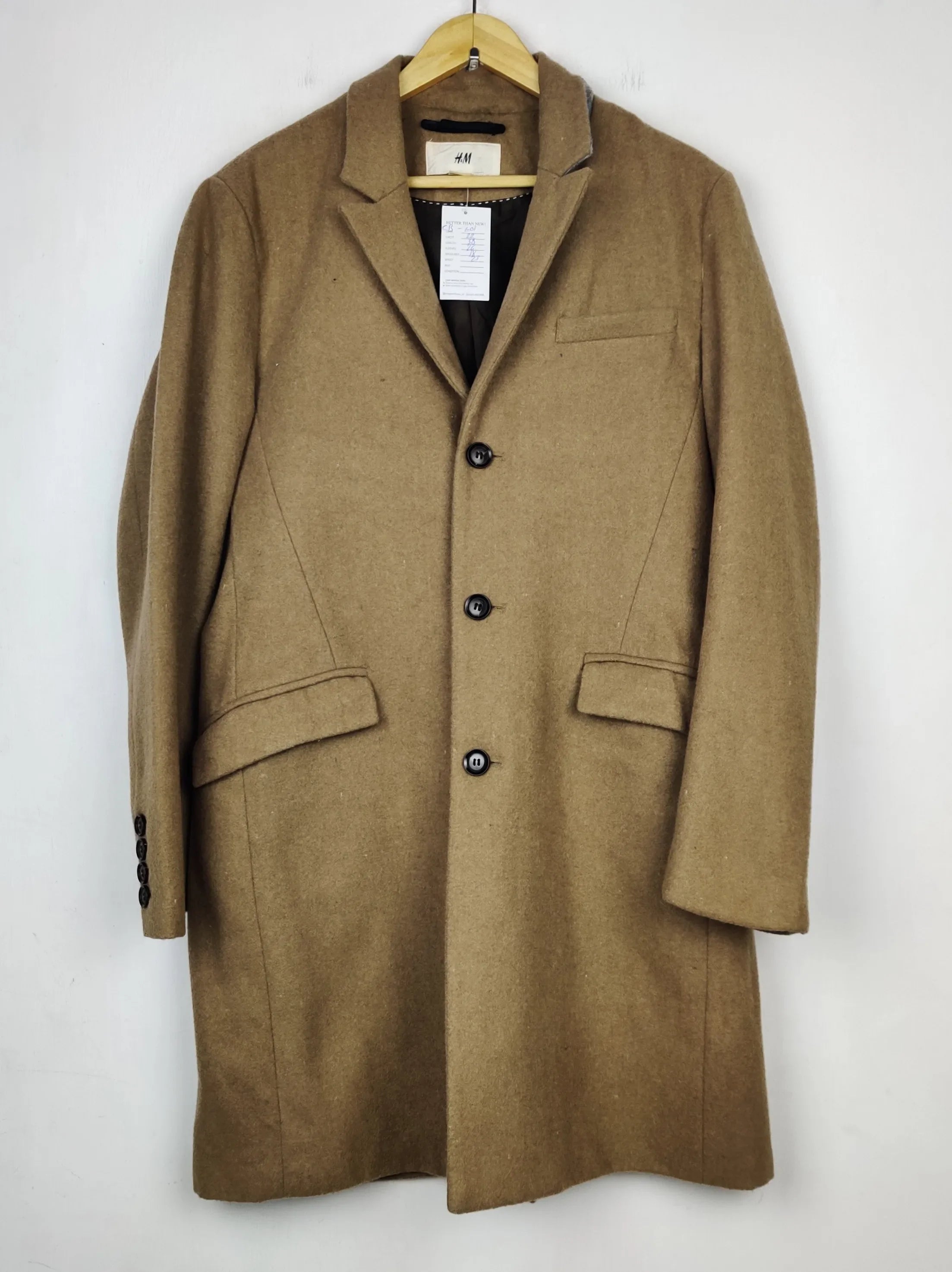 Buy online pre-used pre-loved 100% authentic & Original branded H&M (CB-601) available in Pakistan. Top international brands avilable.