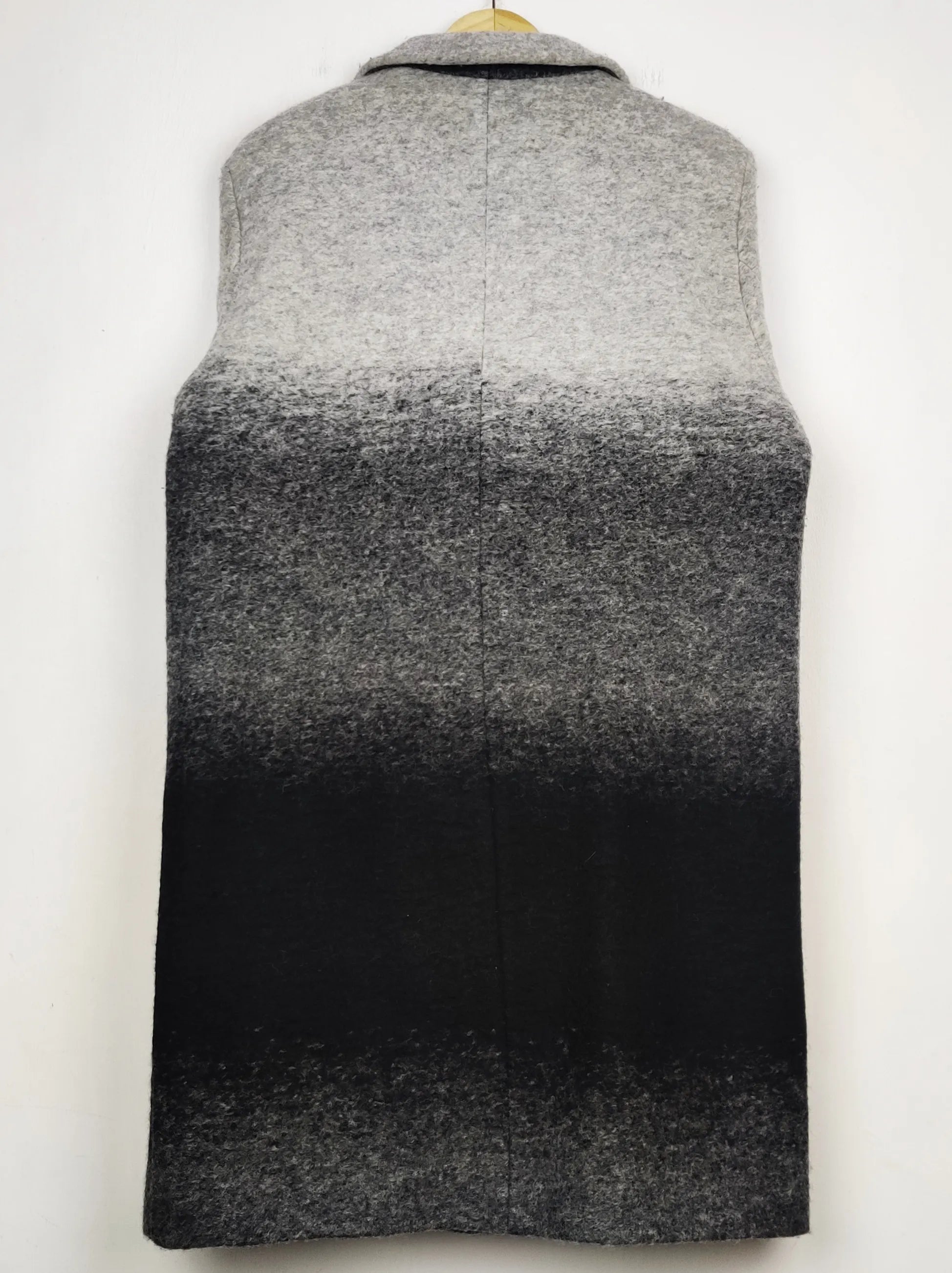 Zara (CB-614)