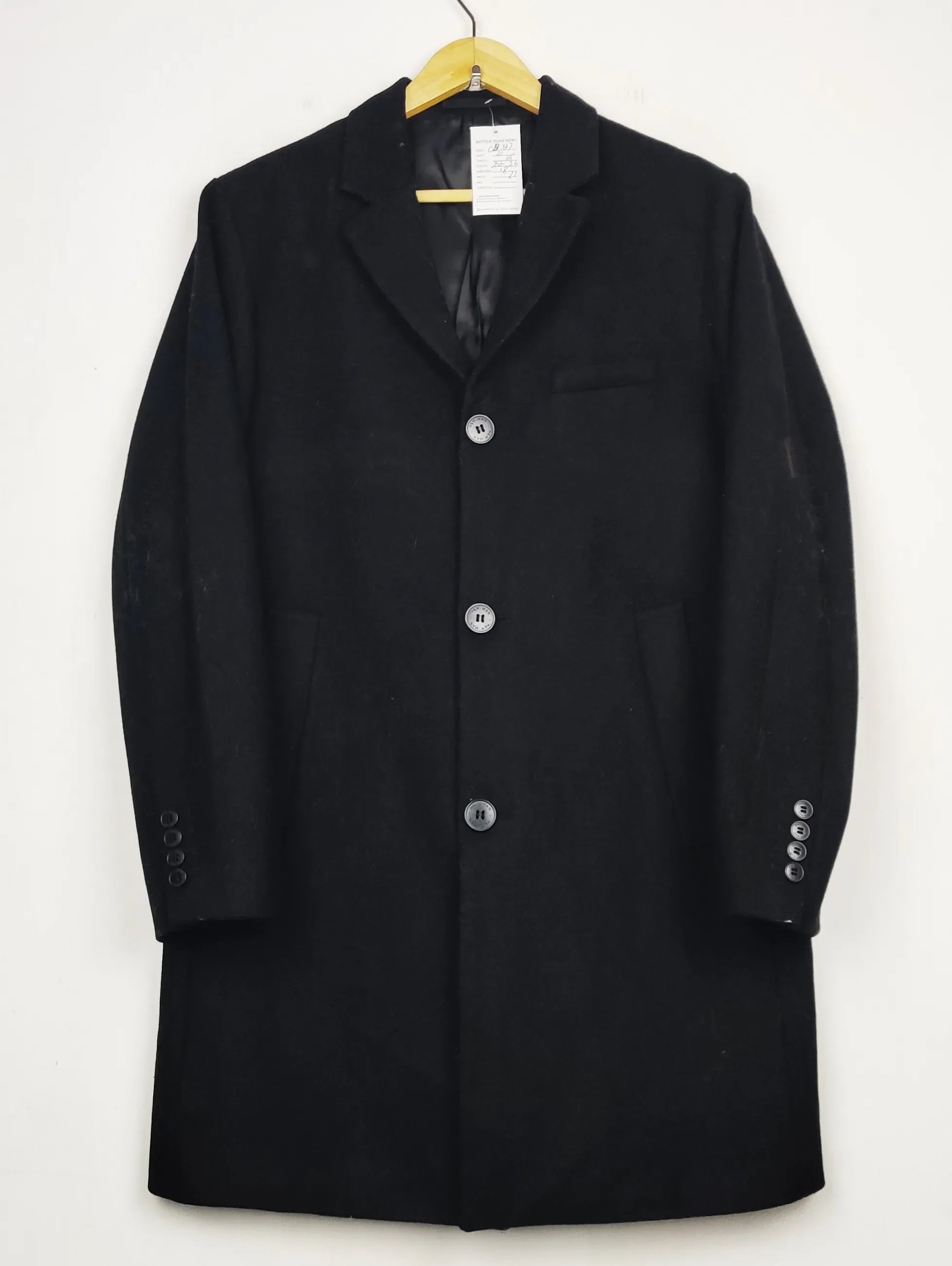 Buy online pre-used pre-loved 100% authentic & Original branded H&M (CB-617) available in Pakistan. Top international brands avilable.