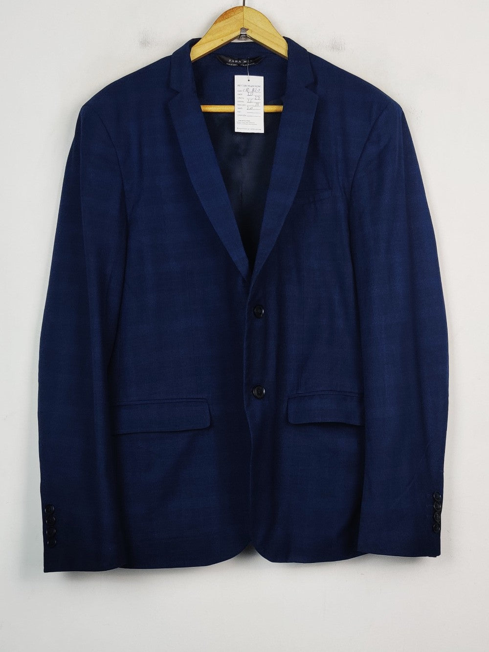 Zara (CB-820)