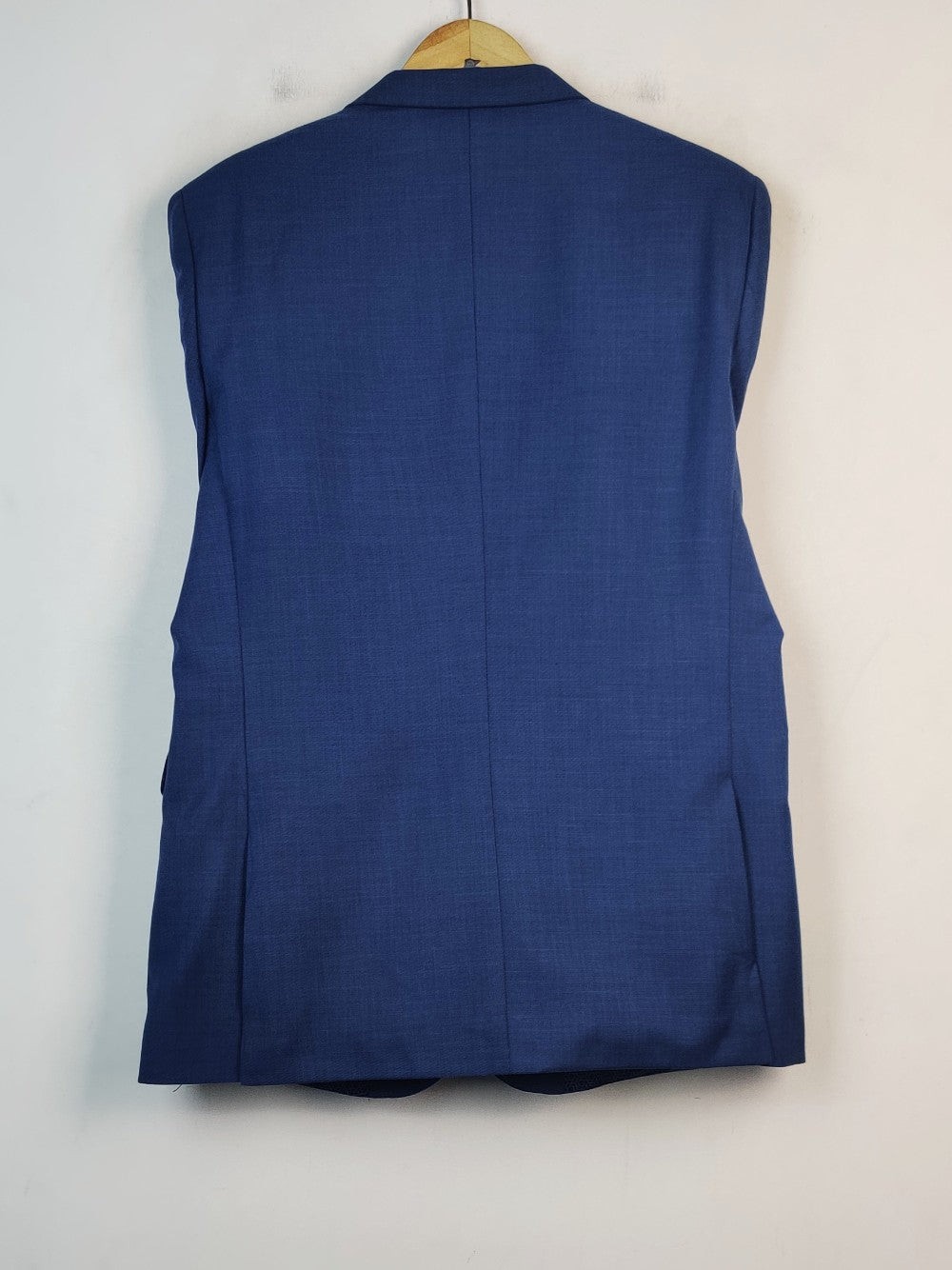 Burton Menswear (CB-876)