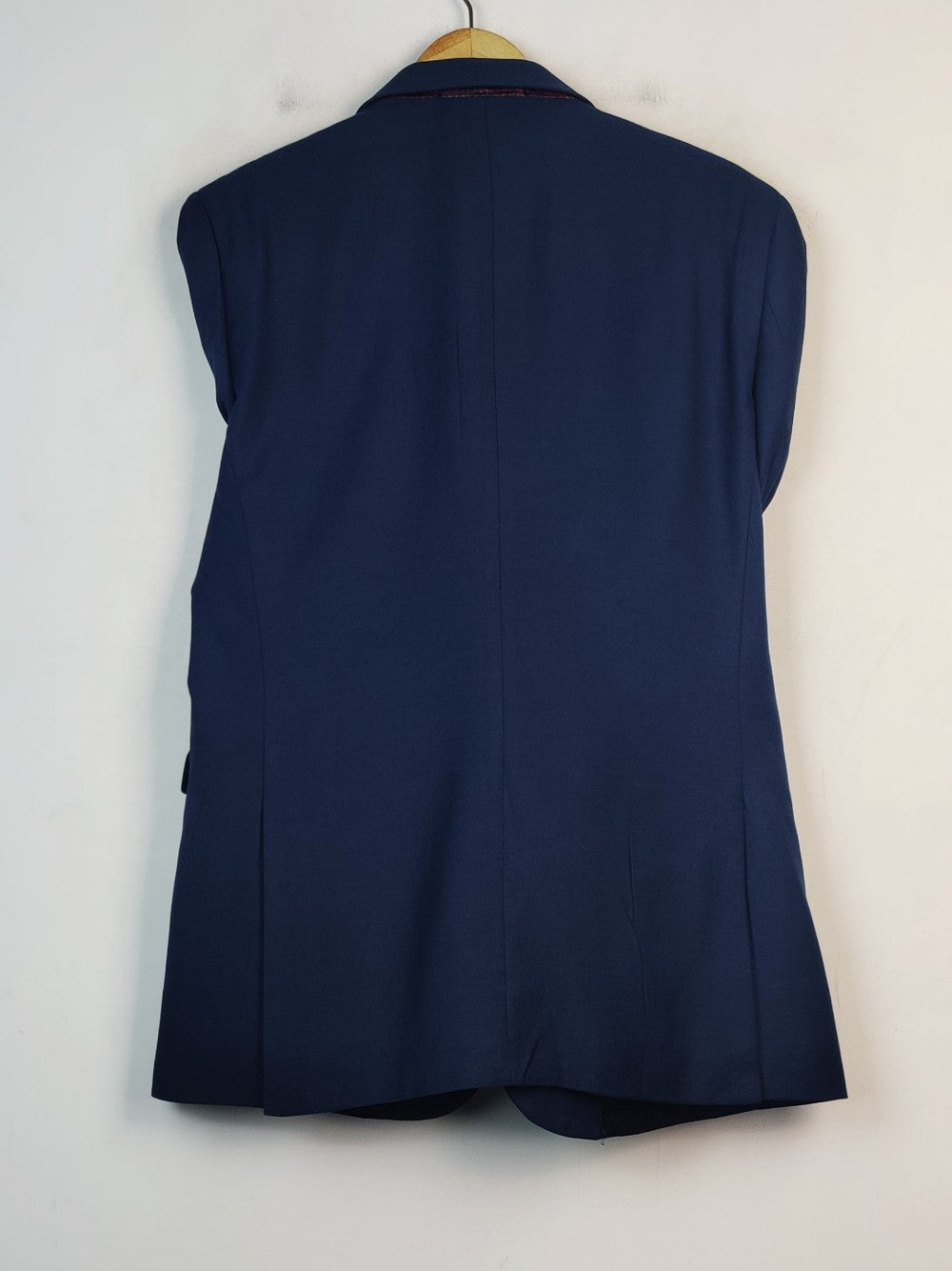 Burton Menswear (CB-877)