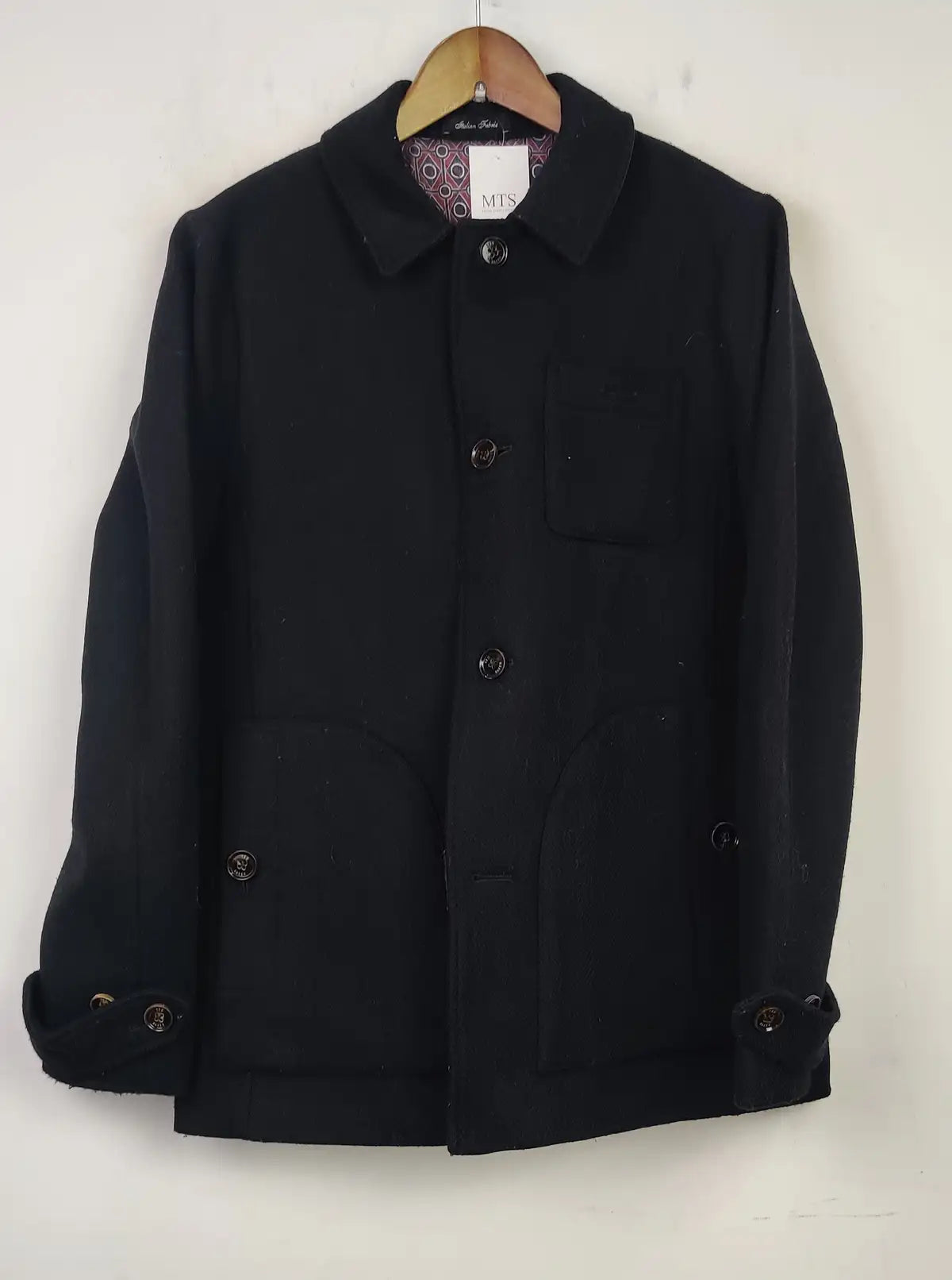 Buy online pre-used pre-loved 100% authentic & Original branded Ted Baker (CB-90) available in Pakistan. Top international brands avilable.