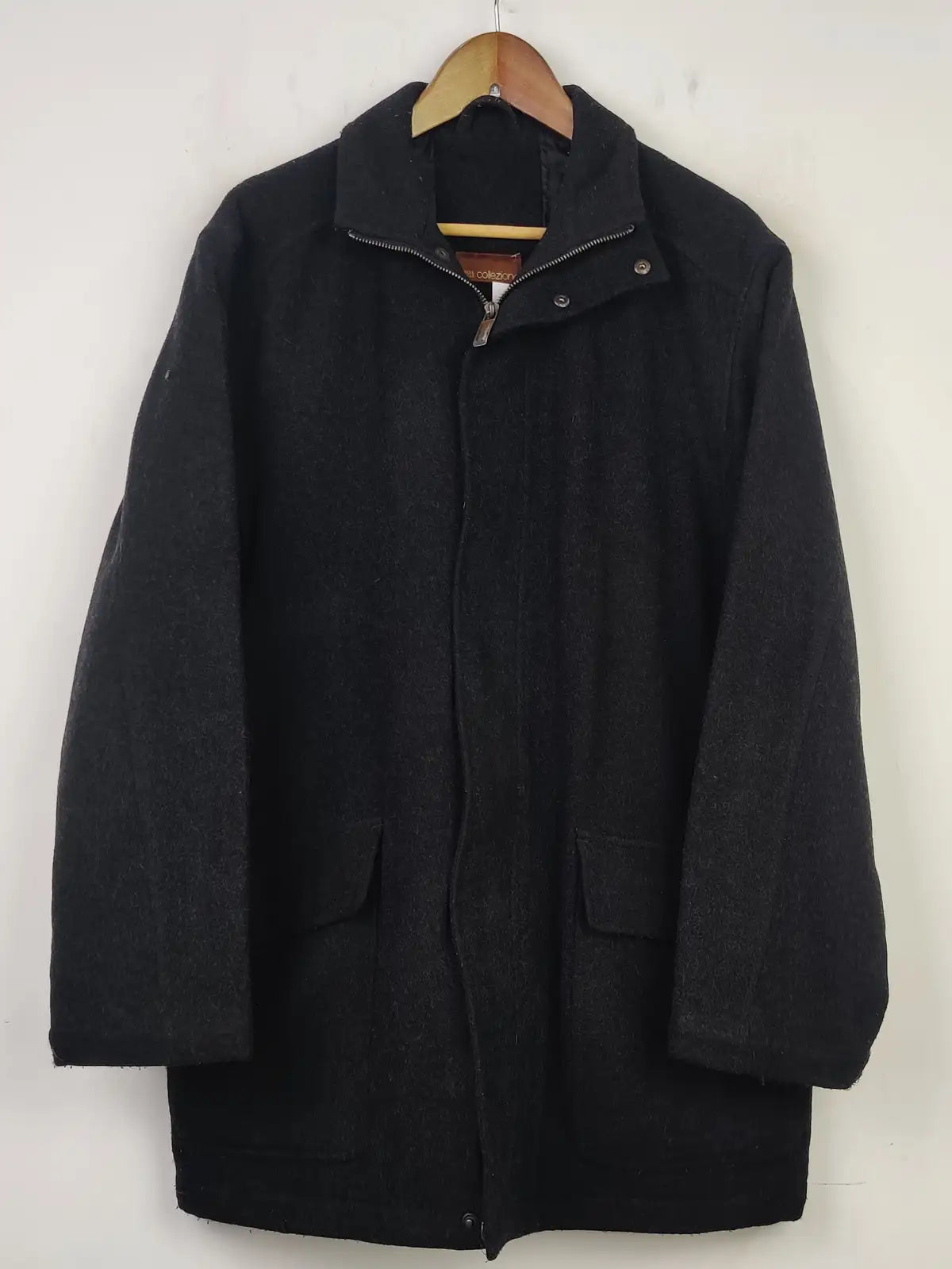 Buy online pre-used pre-loved 100% authentic & Original branded Marks & Spencer (CB-92) available in Pakistan. Top international brands avilable.