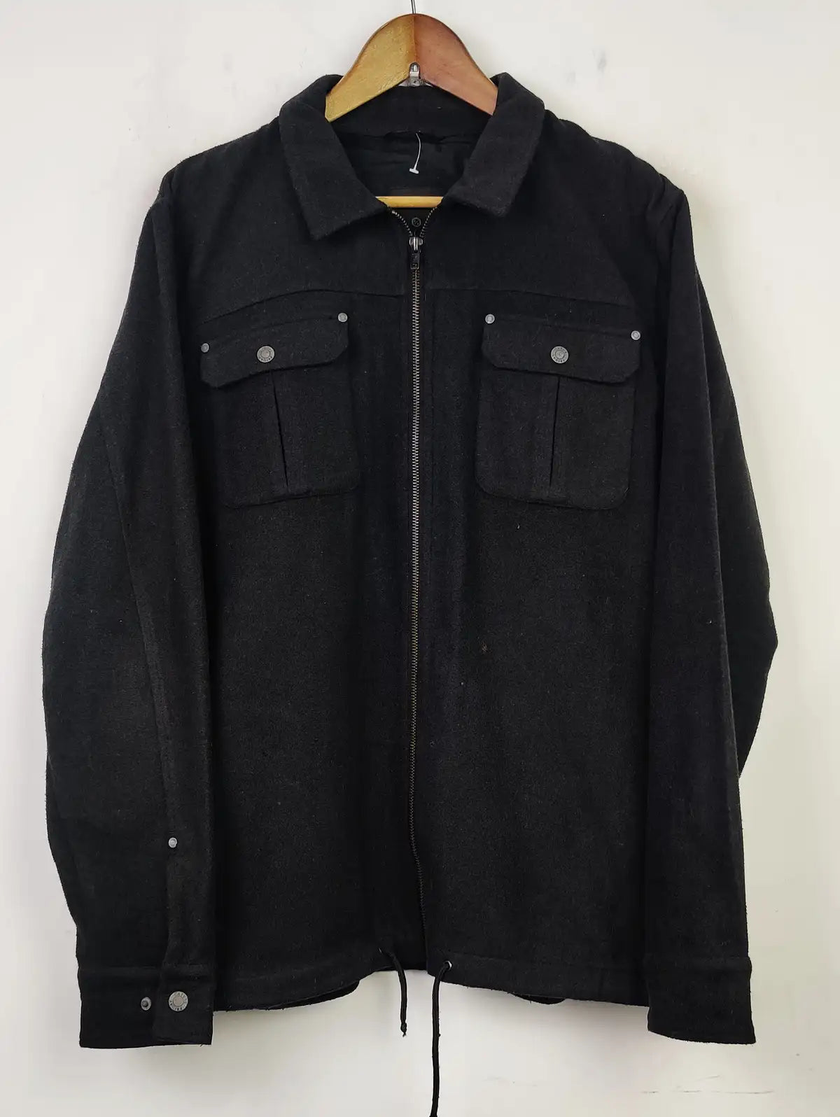 Buy online pre-used pre-loved 100% authentic & Original branded Blend (CB-94) available in Pakistan. Top international brands avilable.