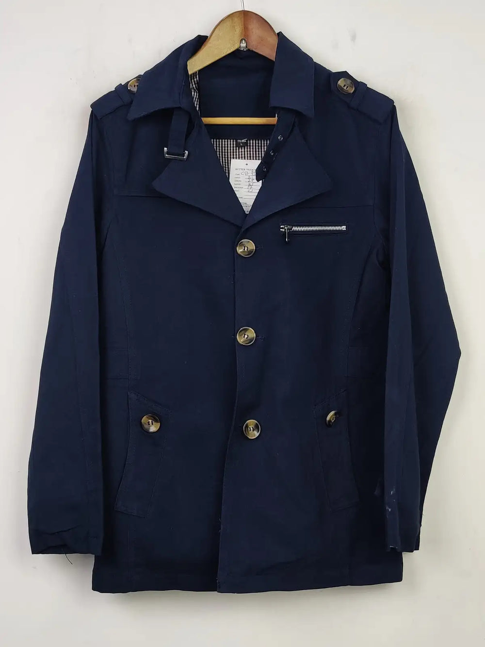 Buy online pre-used pre-loved 100% authentic & Original branded Casual Jacket (CB-95) available in Pakistan. Top international brands avilable.