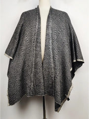 Buy online pre-used pre-loved 100% authentic & Original branded Pieces (CS-1015) available in Pakistan. Top international brands avilable.