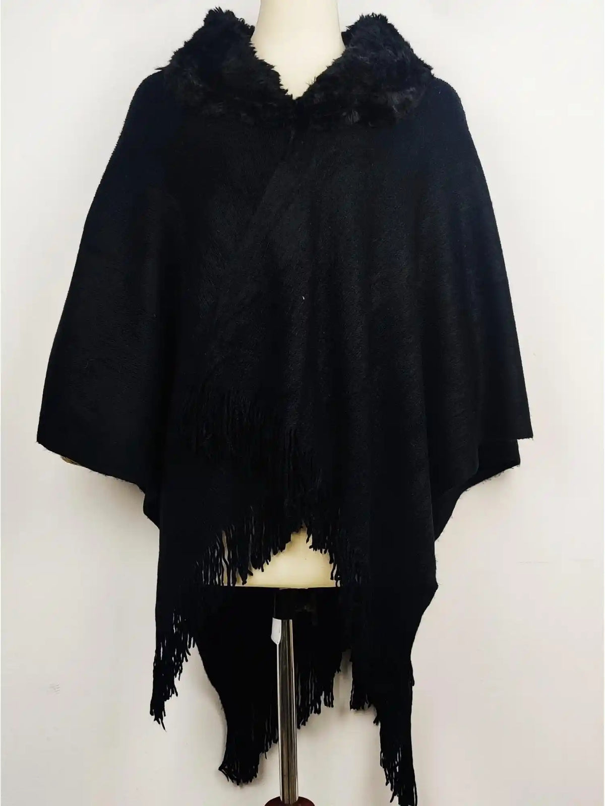 Buy online pre-used pre-loved 100% authentic & Original branded The Collection Of Debenhams (CS-1061) available in Pakistan. Top international brands avilable.