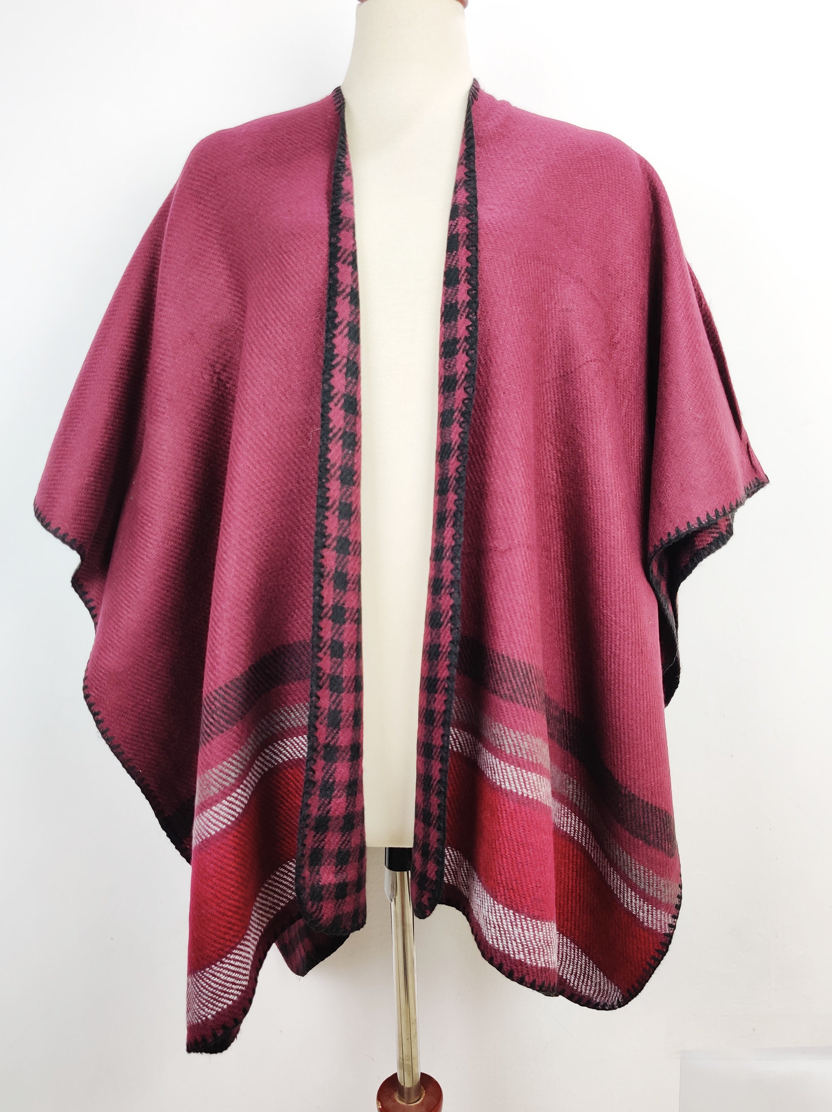 Buy online pre-used pre-loved 100% authentic & Original branded Wool Rich (CS-1706) available in Pakistan. Top international brands avilable.