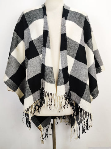 Buy online pre-used pre-loved 100% authentic & Original branded Unknown Brand (CS-1751) available in Pakistan. Top international brands avilable.