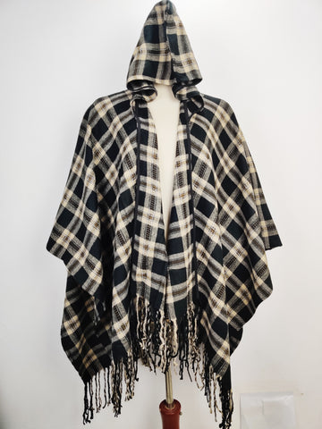 Buy online pre-used pre-loved 100% authentic & Original branded Forever 21 (CS-1805) available in Pakistan. Top international brands avilable.