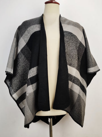 Buy online pre-used pre-loved 100% authentic & Original branded Unknown Brand (CS-1857) available in Pakistan. Top international brands avilable.