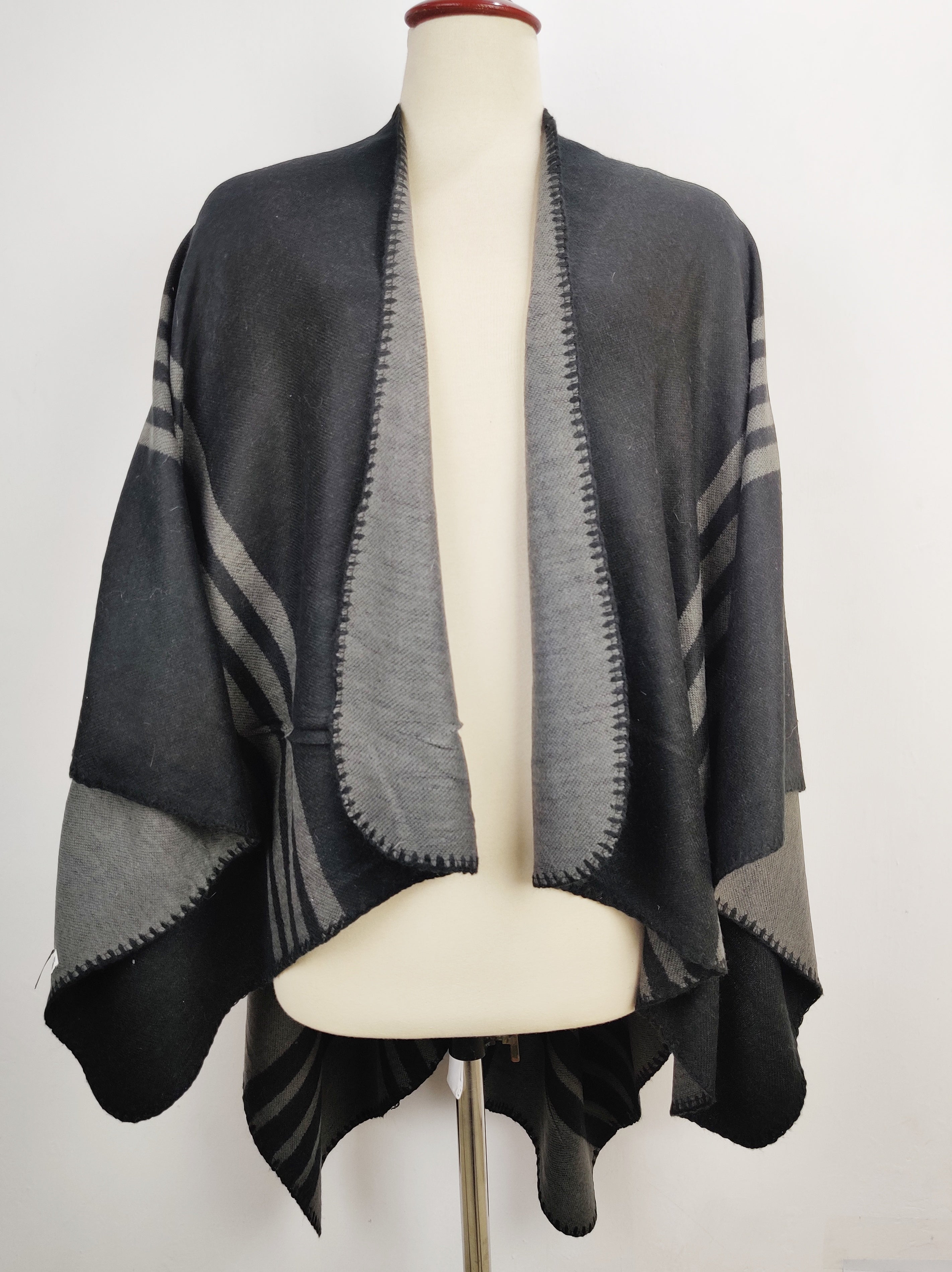 Buy online pre-used pre-loved 100% authentic & Original branded Unknown Brand (CS-2008) available in Pakistan. Top international brands avilable.