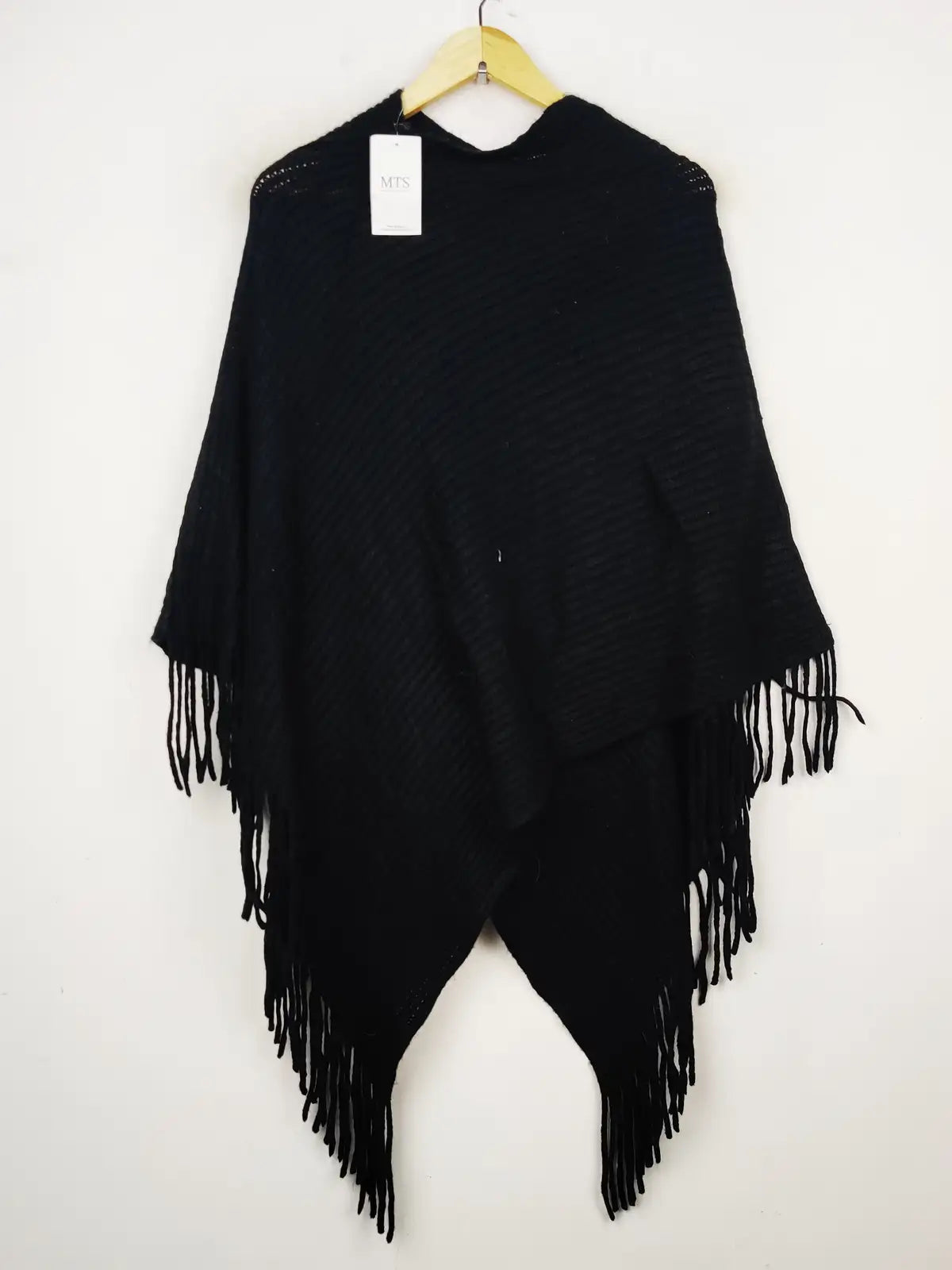 Buy online pre-used pre-loved 100% authentic & Original branded Clock House (CS-2162) available in Pakistan. Top international brands avilable.