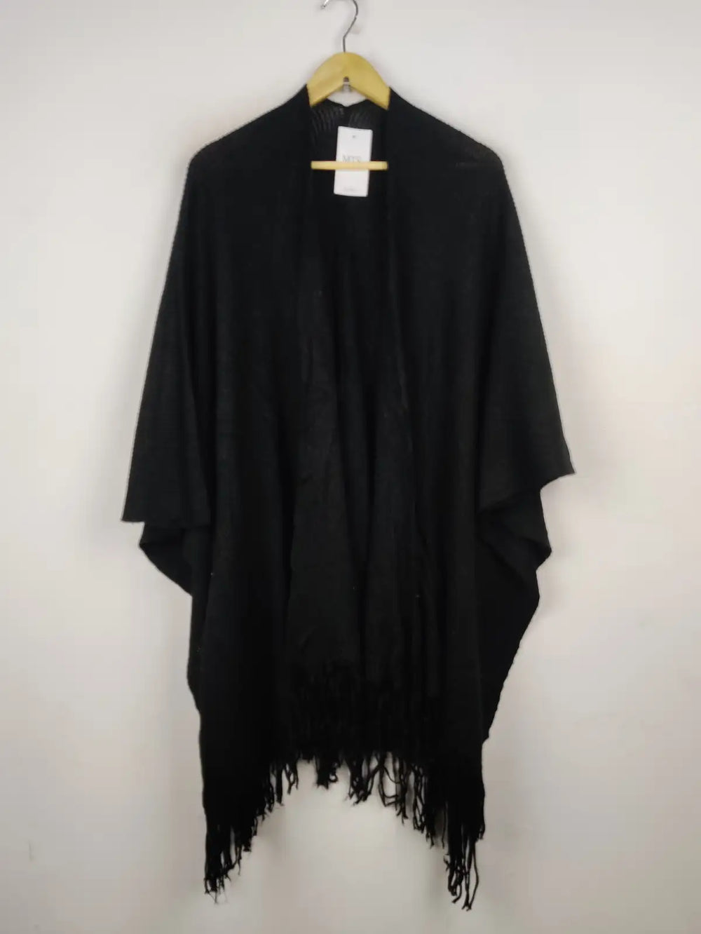 Buy online pre-used pre-loved 100% authentic & Original branded Unknown Brand (CS-2378) available in Pakistan. Top international brands avilable.