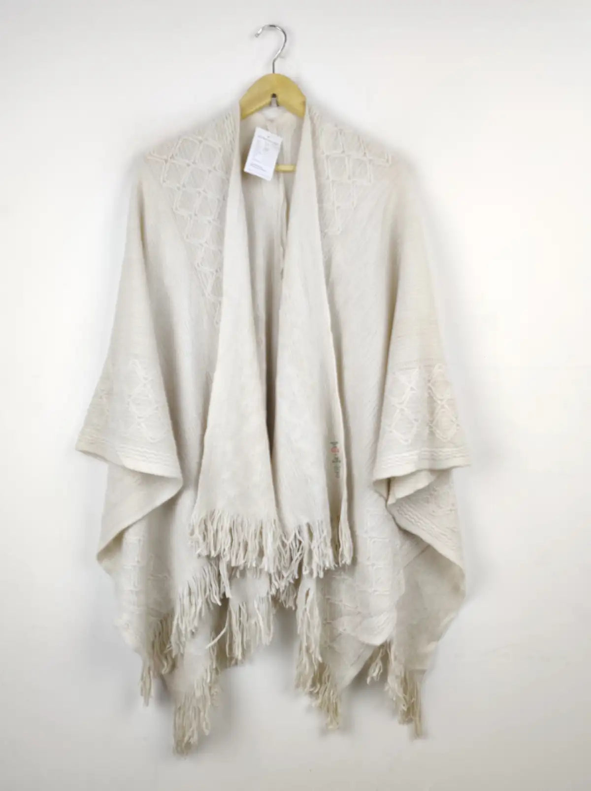 Buy online pre-used pre-loved 100% authentic & Original branded Unknown Brand (CS-2430) available in Pakistan. Top international brands avilable.