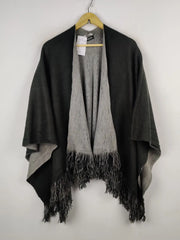 Buy online pre-used pre-loved 100% authentic & Original branded Debenhams (CS-2458) available in Pakistan. Top international brands avilable.