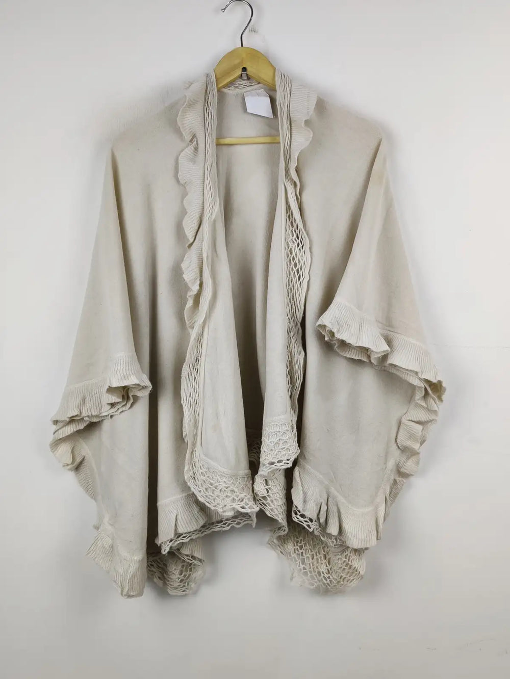 Buy online pre-used pre-loved 100% authentic & Original branded Unknown Brand (CS-2474) available in Pakistan. Top international brands avilable.