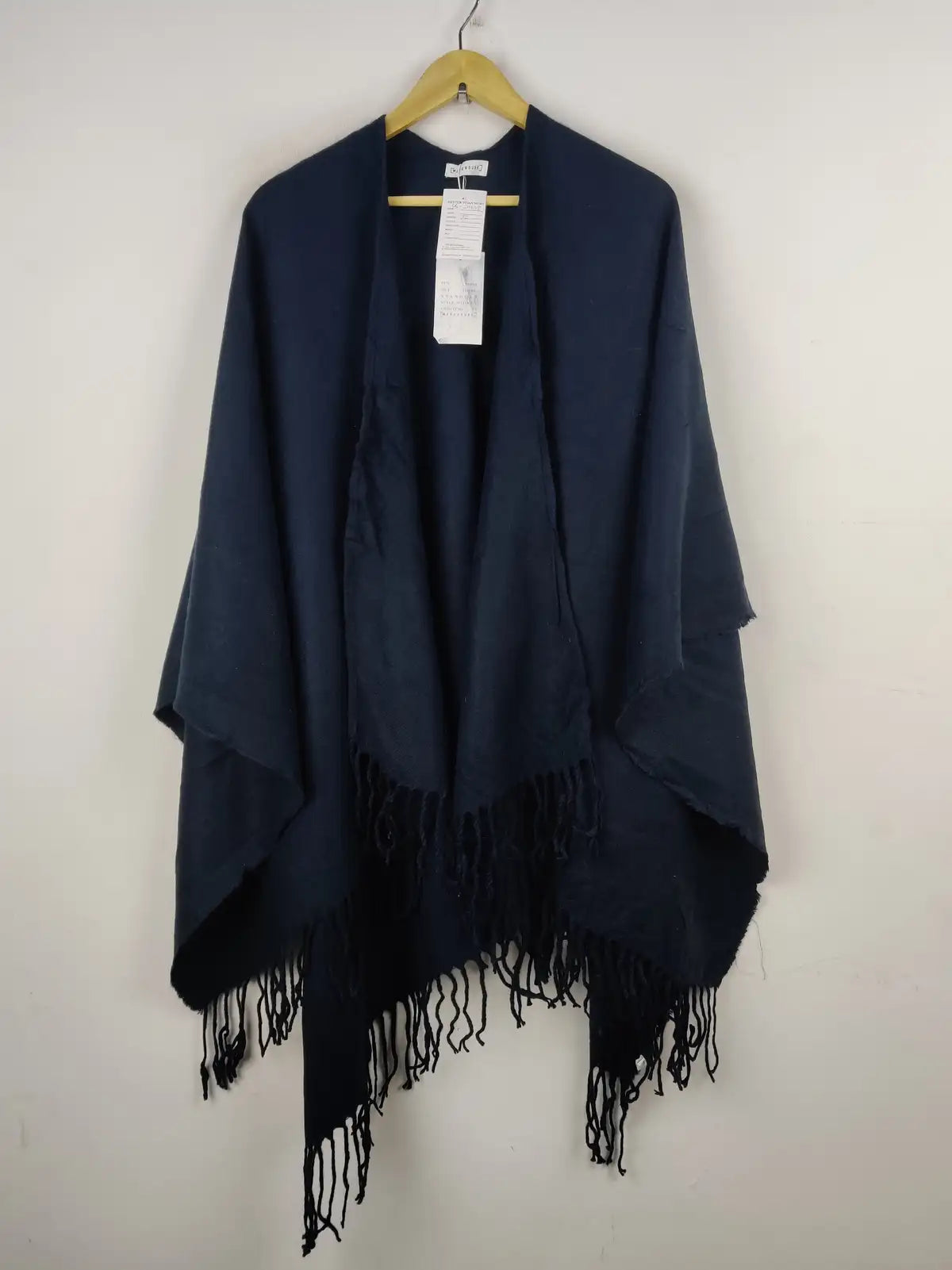 Buy online pre-used pre-loved 100% authentic & Original branded Warehouse (CS-2498) available in Pakistan. Top international brands avilable.