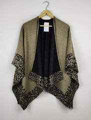 Buy online pre-used pre-loved 100% authentic & Original branded Unknown Brand (CS-2570) available in Pakistan. Top international brands avilable.