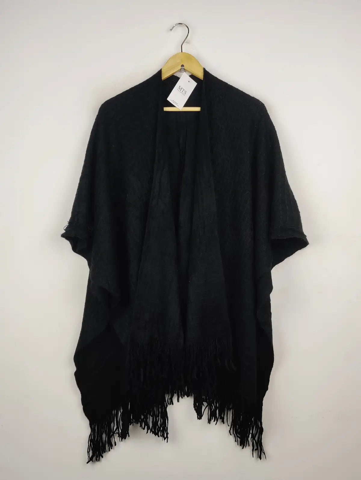 Buy online pre-used pre-loved 100% authentic & Original branded Unknown Brand (CS-2647) available in Pakistan. Top international brands avilable.