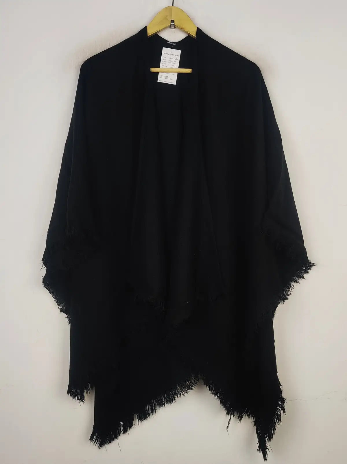 Buy online pre-used pre-loved 100% authentic & Original branded Unknown Brand (CS-2684) available in Pakistan. Top international brands avilable.