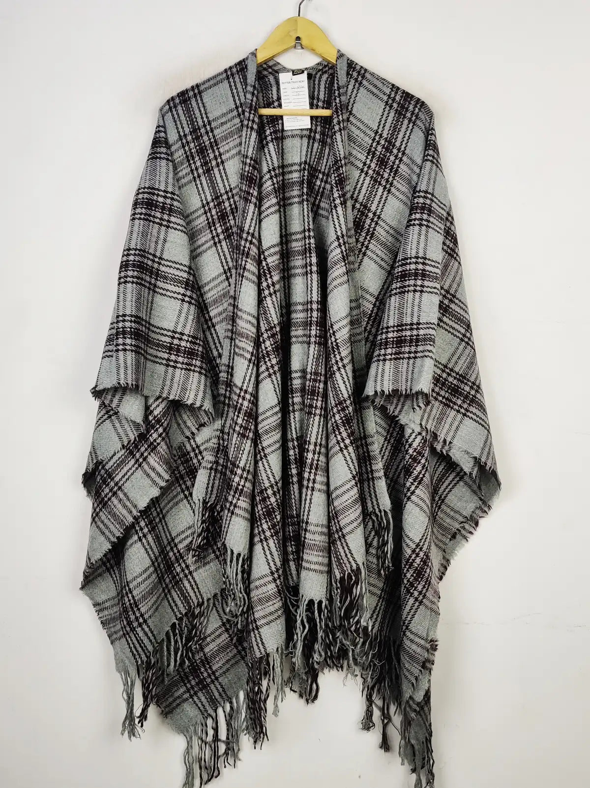 Buy online pre-used pre-loved 100% authentic & Original branded Revamped (CS-2734) available in Pakistan. Top international brands avilable.