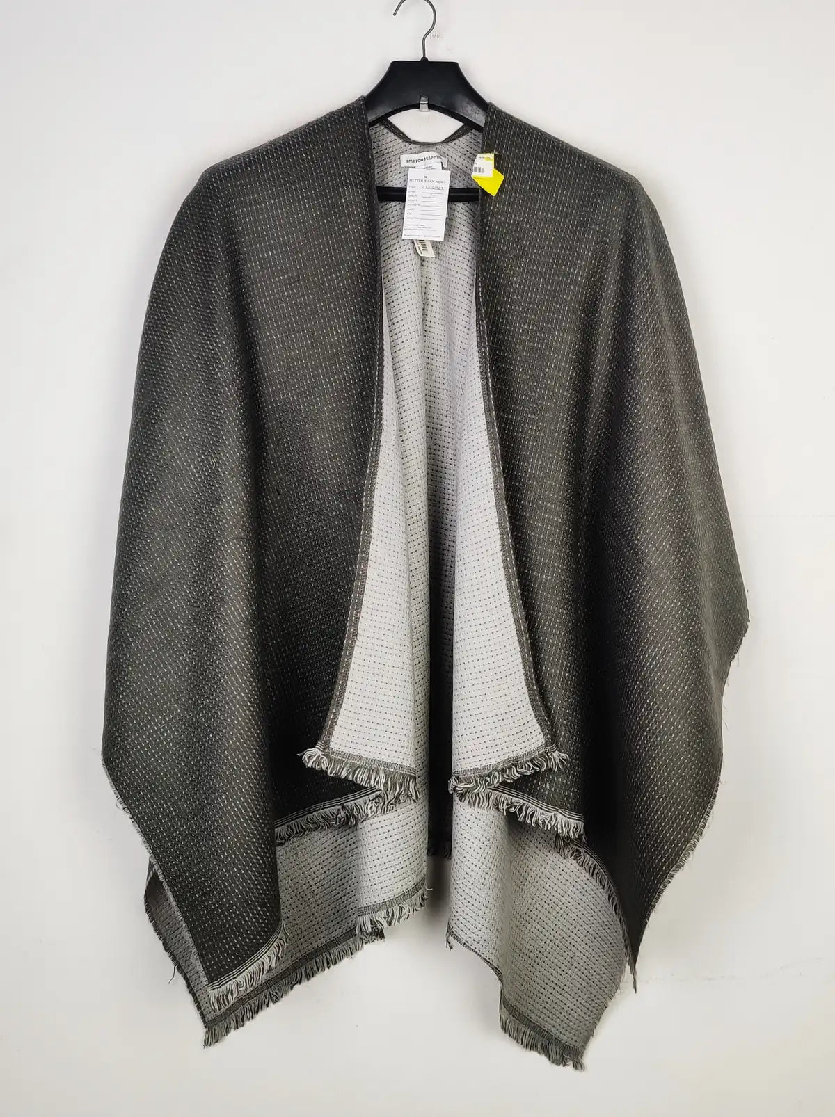 Buy online pre-used pre-loved 100% authentic & Original branded Amazon Essential (CS-2769) available in Pakistan. Top international brands avilable.