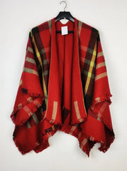 Buy online pre-used pre-loved 100% authentic & Original branded Unknown Brand (CS-2776) available in Pakistan. Top international brands avilable.