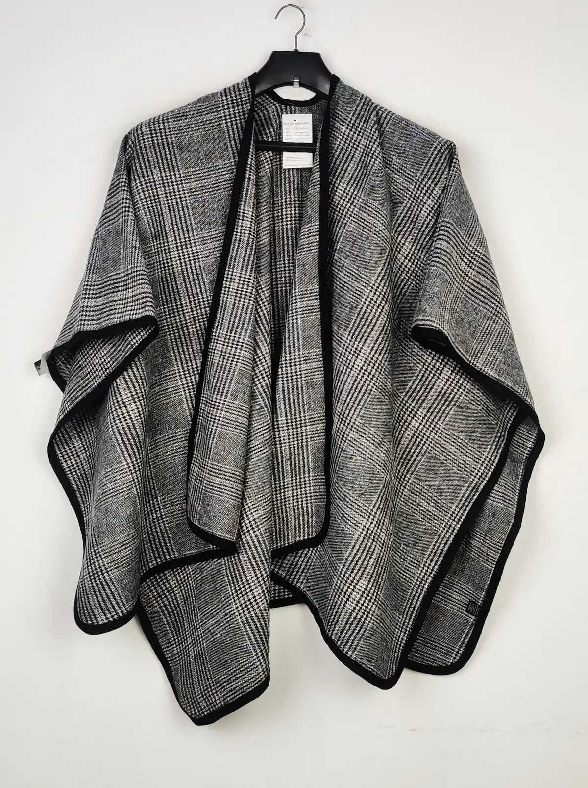 Buy online pre-used pre-loved 100% authentic & Original branded Unknown Brand (CS-2810) available in Pakistan. Top international brands avilable.