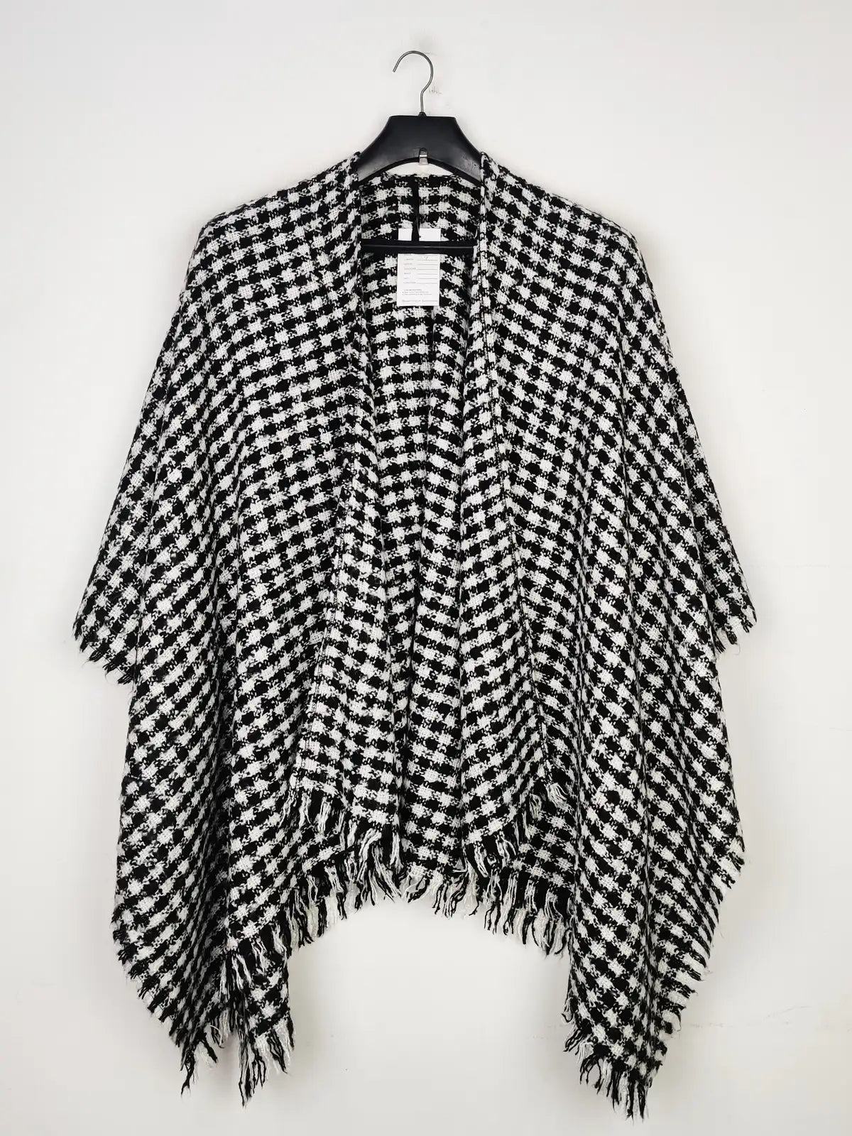 Buy online pre-used pre-loved 100% authentic & Original branded Millers (CS-2851) available in Pakistan. Top international brands avilable.