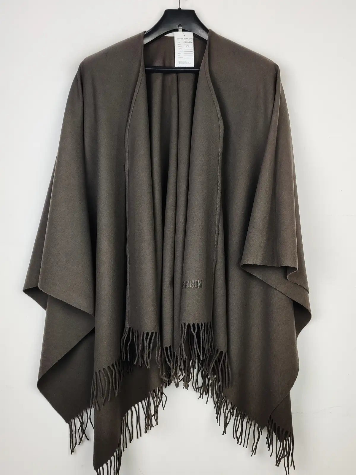 Buy online pre-used pre-loved 100% authentic & Original branded Unknown Brand (CS-2858) available in Pakistan. Top international brands avilable.