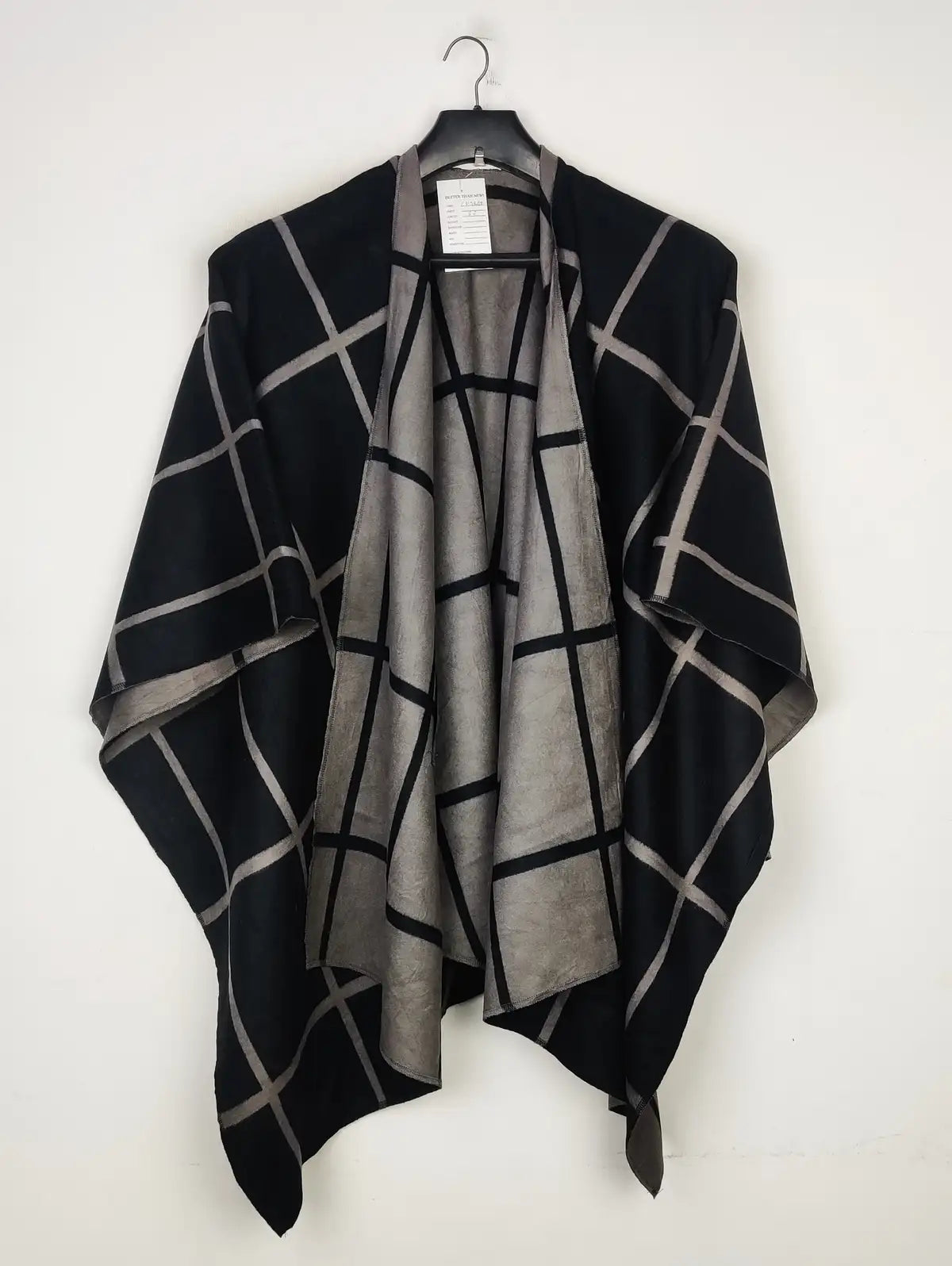 Buy online pre-used pre-loved 100% authentic & Original branded Unknown Brand (CS-2867) available in Pakistan. Top international brands avilable.