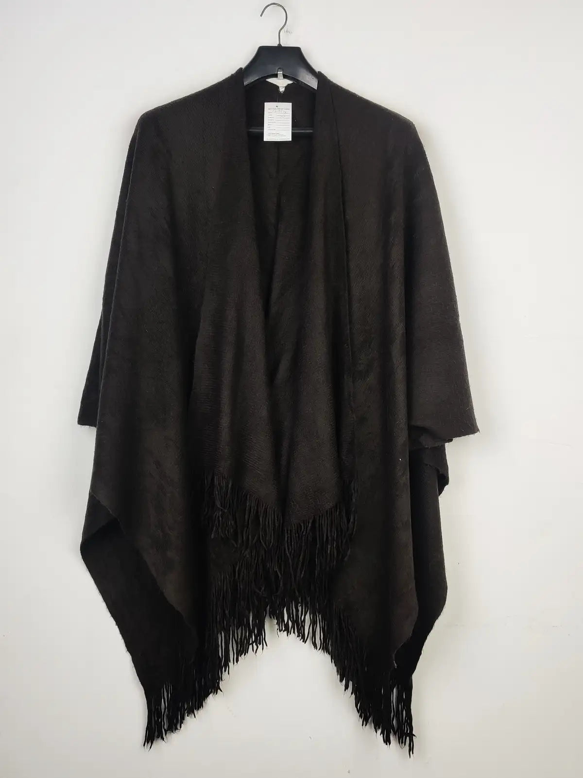 Buy online pre-used pre-loved 100% authentic & Original branded Unknown Brand (CS-2925) available in Pakistan. Top international brands avilable.