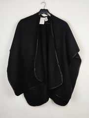 Buy online pre-used pre-loved 100% authentic & Original branded Unknown Brand (CS-2958) available in Pakistan. Top international brands avilable.