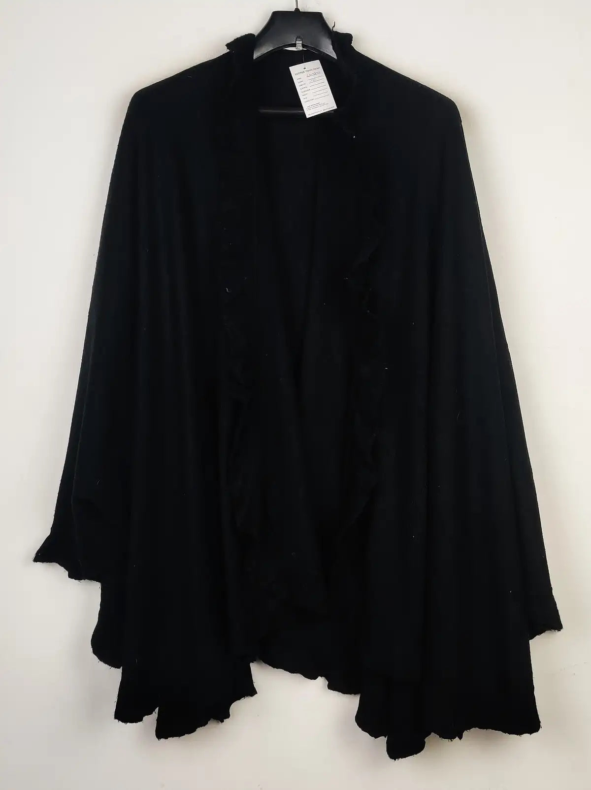 Buy online pre-used pre-loved 100% authentic & Original branded Unknown Brand (CS-2970) available in Pakistan. Top international brands avilable.