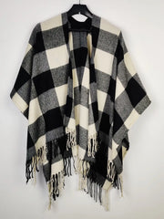 Buy online pre-used pre-loved 100% authentic & Original branded Unknown Brand (CS-2984) available in Pakistan. Top international brands avilable.