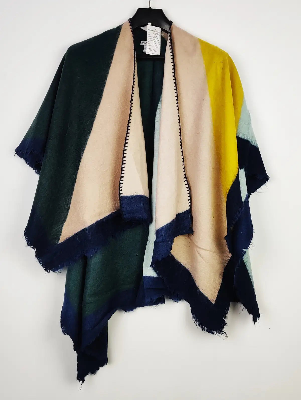 Buy online pre-used pre-loved 100% authentic & Original branded Woven Heart (CS-2985) available in Pakistan. Top international brands avilable.