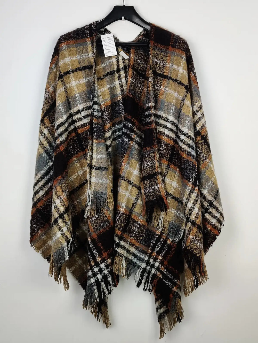 Buy online pre-used pre-loved 100% authentic & Original branded Unknown Brand (CS-2989) available in Pakistan. Top international brands avilable.