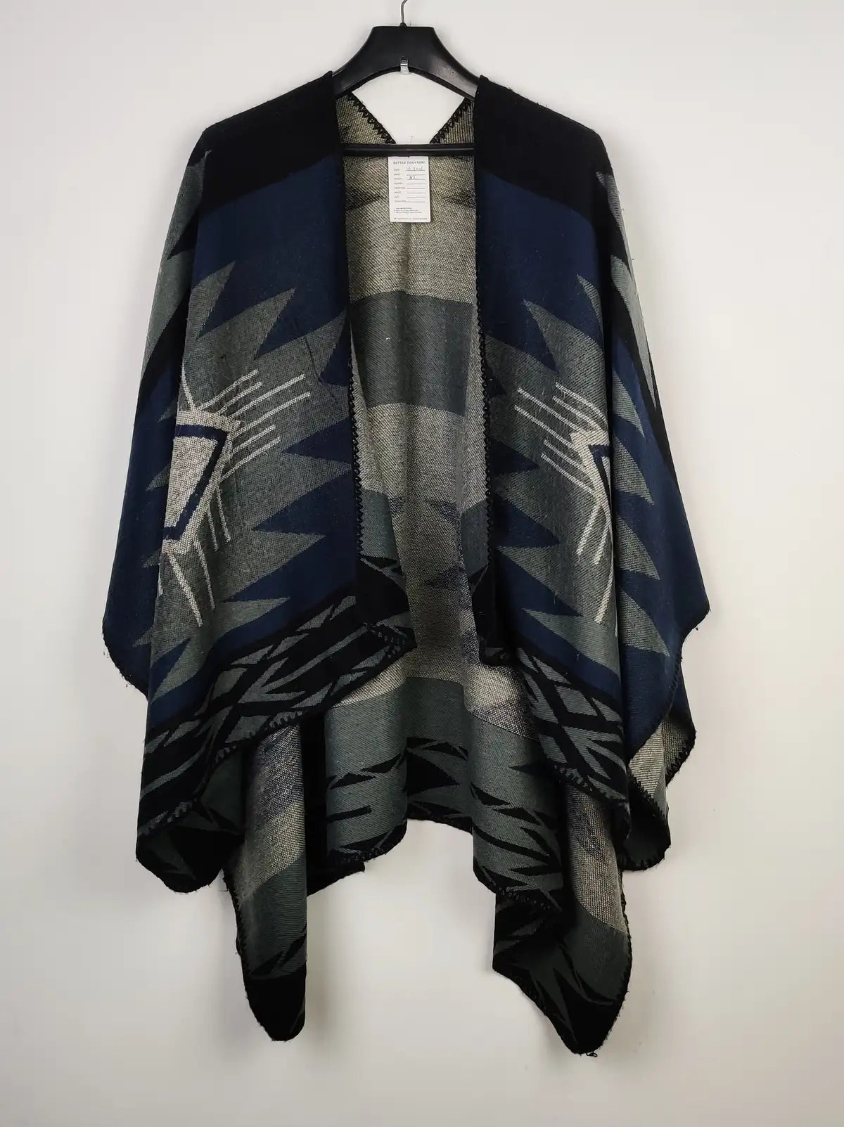 Buy online pre-used pre-loved 100% authentic & Original branded Unknown Brand (CS-3006) available in Pakistan. Top international brands avilable.