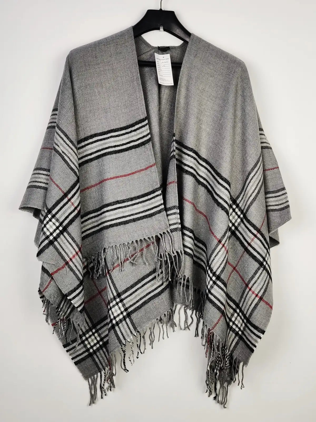 Buy online pre-used pre-loved 100% authentic & Original branded Accessories (CS-3027) available in Pakistan. Top international brands avilable.