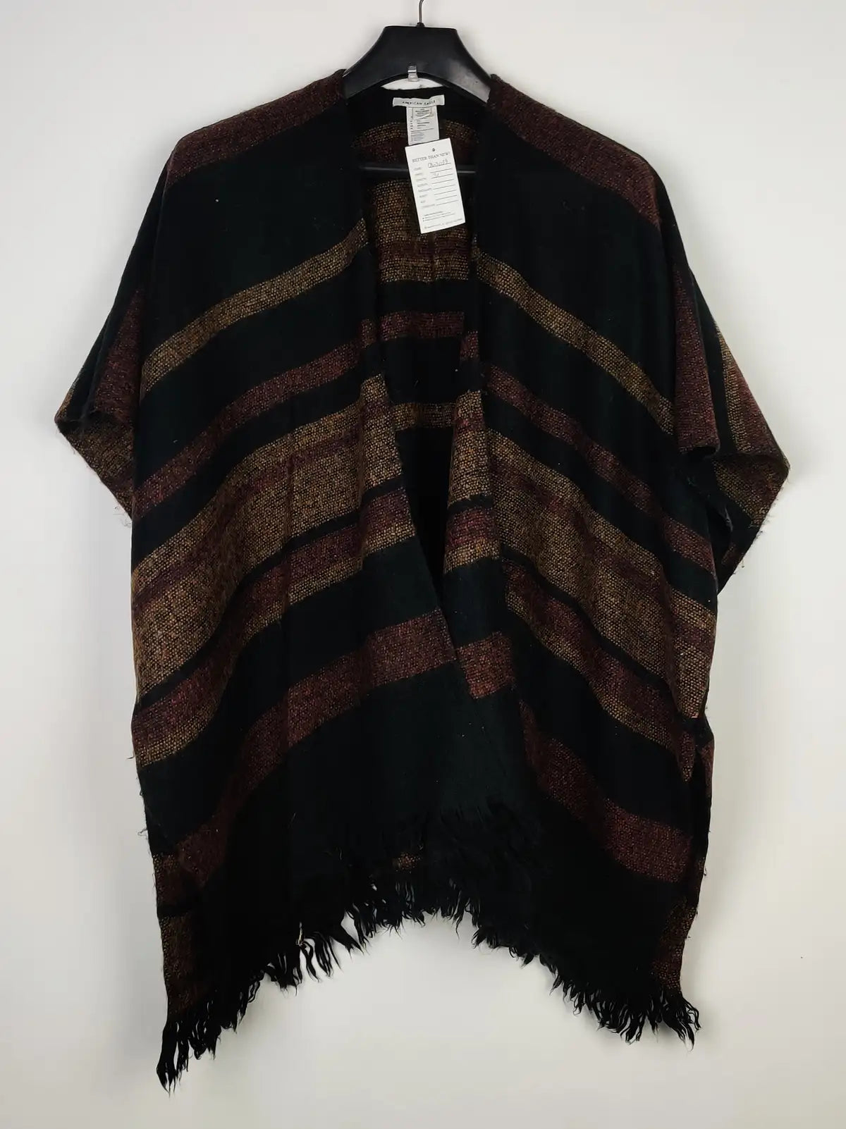 Buy online pre-used pre-loved 100% authentic & Original branded American Eagle (CS-3039) available in Pakistan. Top international brands avilable.