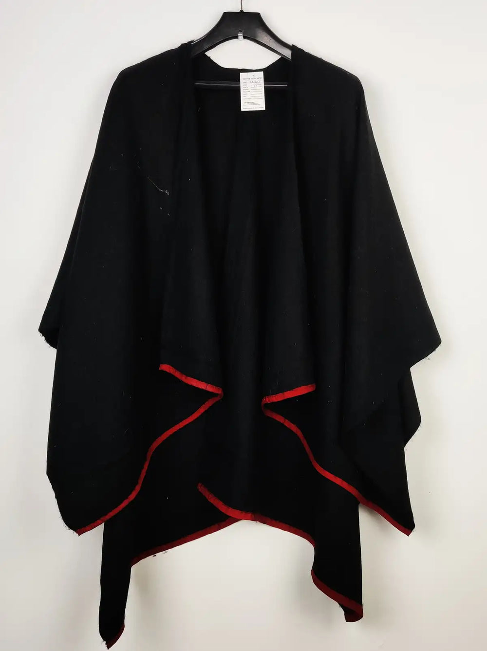 Buy online pre-used pre-loved 100% authentic & Original branded Unknown Brand (CS-3050) available in Pakistan. Top international brands avilable.