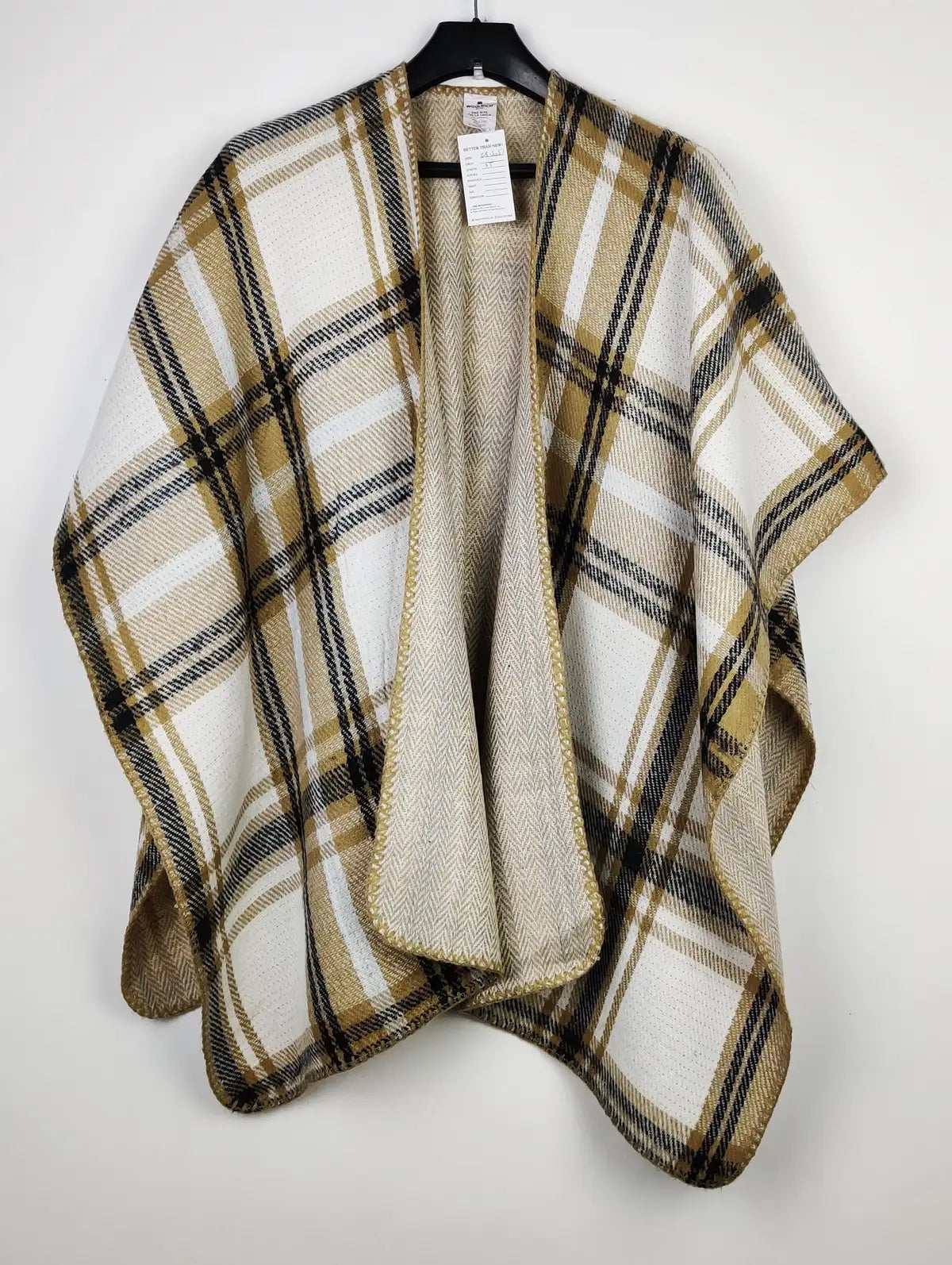 Buy online pre-used pre-loved 100% authentic & Original branded Woolrich (CS-3051) available in Pakistan. Top international brands avilable.