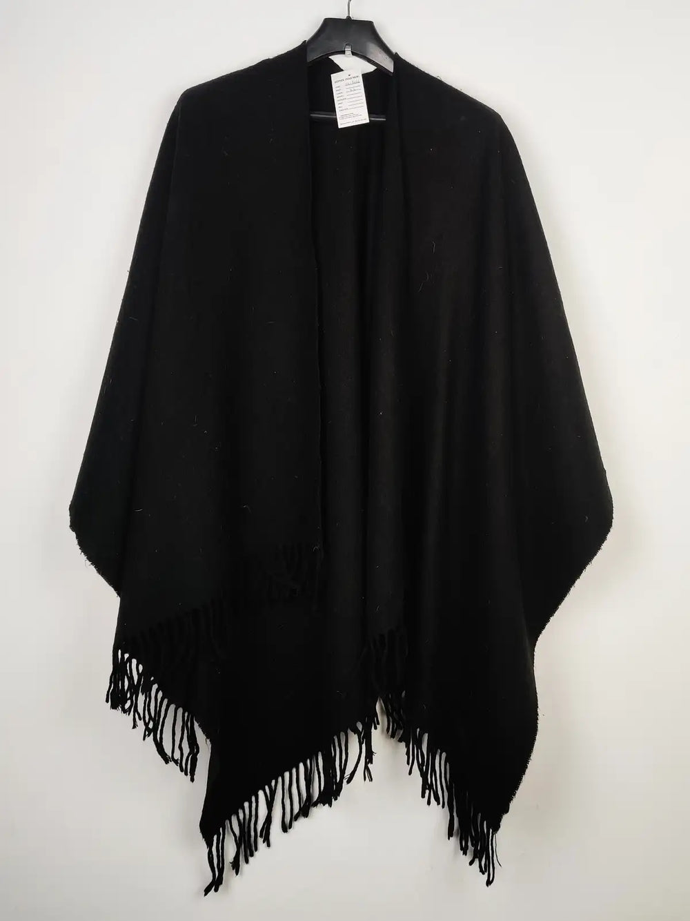 Buy online pre-used pre-loved 100% authentic & Original branded Donatelli (CS-3066) available in Pakistan. Top international brands avilable.